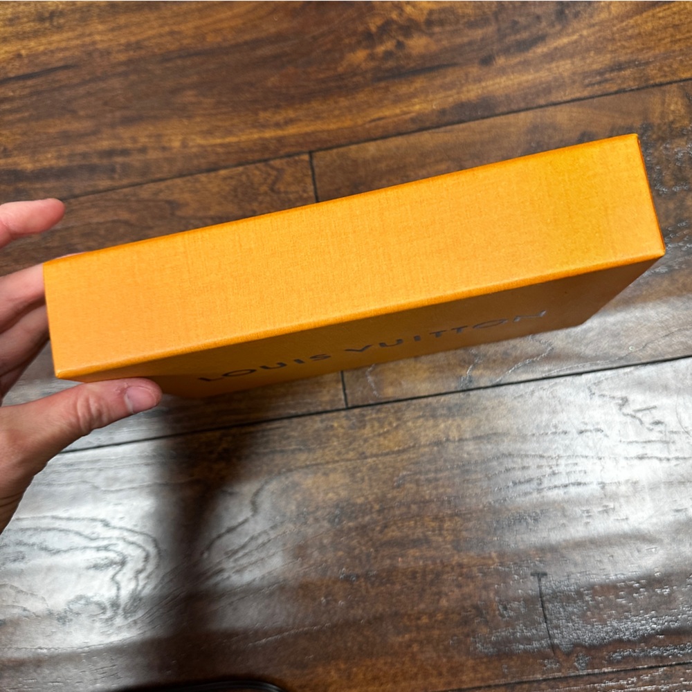 Louis Vuitton 5.5x8 inch storage box in classic orange pull out drawer display - Picture 4 of 8